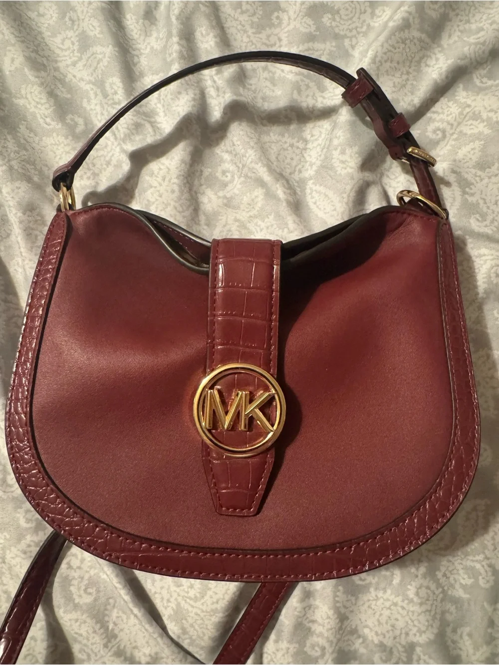 Michael Kors compact saddle